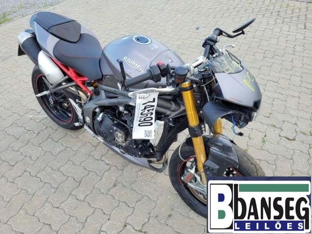 TRIUMPH SPEED TRIPLE 1050 R ABS 2017